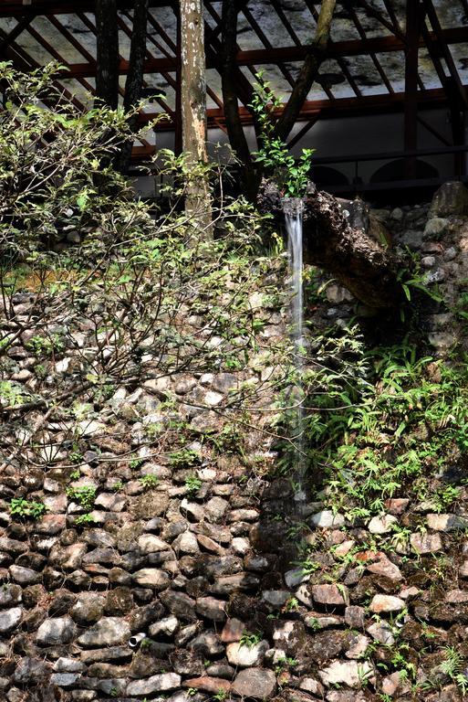 Sun Moon Lake Bamboo Rock Garden Yuchi Esterno foto